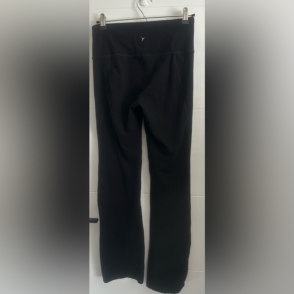Old Navy Women's Medium Go-Dry Activewear Pants - Picture 2 of 4